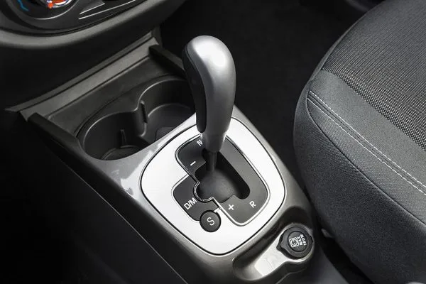 Como Identificar e Resolver Problemas Comuns no Câmbio Automático e Manual